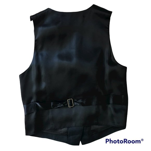 Dana Brooke Black Linen Vest - Picture 4 of 9